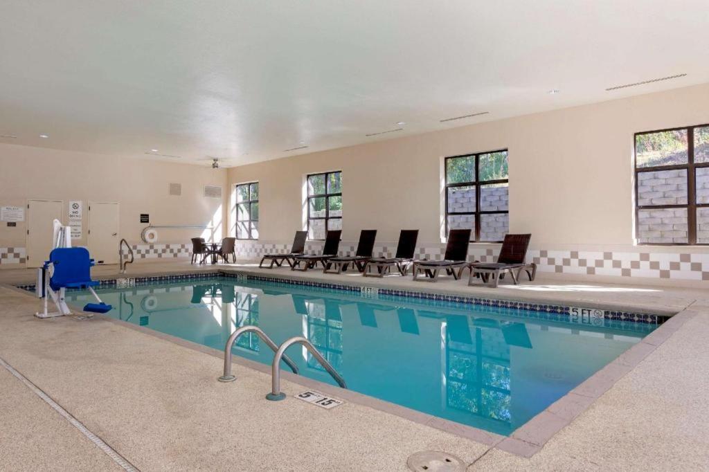 Comfort Inn & Suites Hot Springs Central Dış mekan fotoğraf
